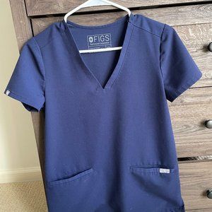 Figs Scrub Top